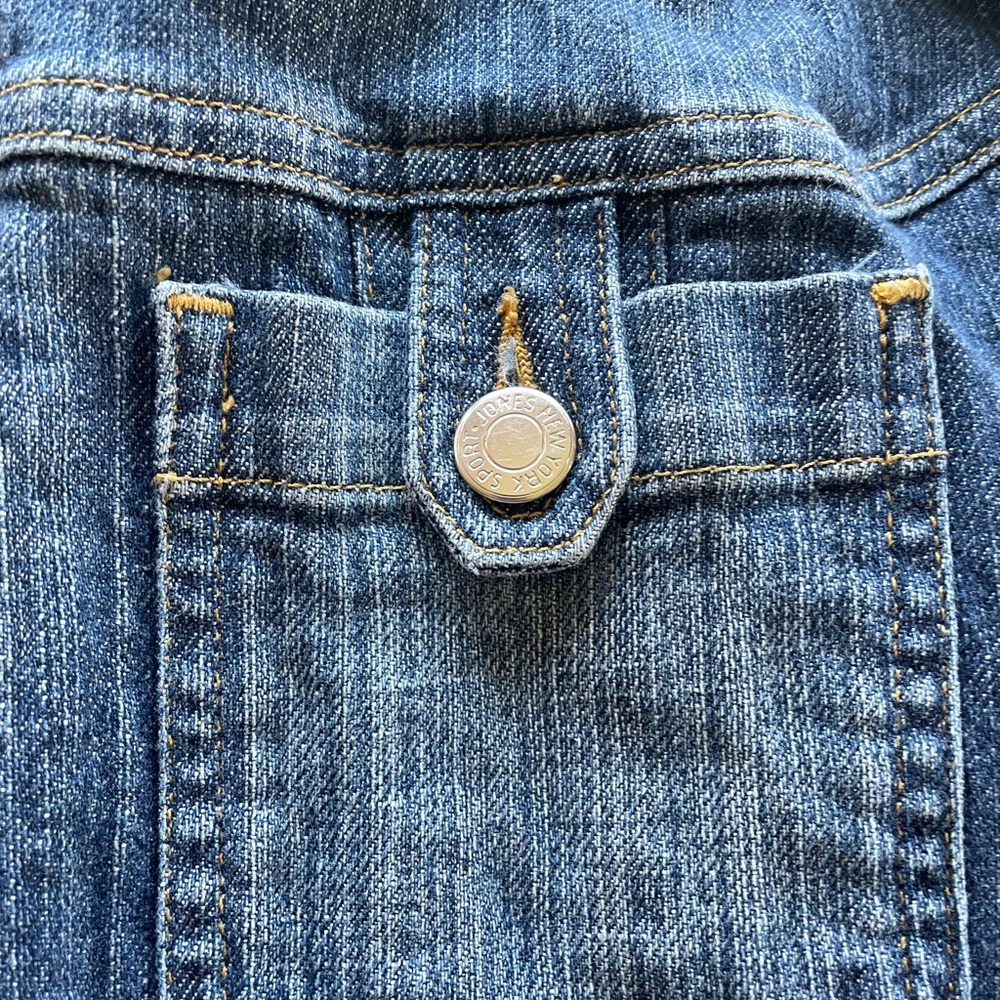 Jones New York Premium Denim Jacket - Large - Picture 2 of 6